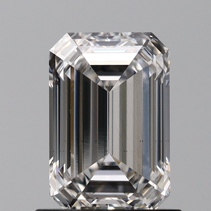 1.08 carat emerald lab-grown diamond