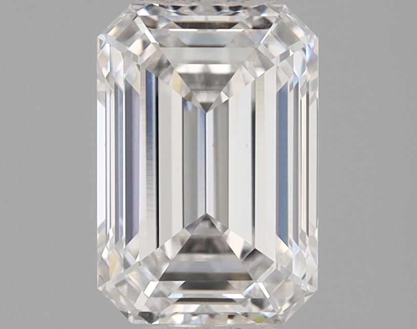 1.28 carat emerald lab-grown diamond